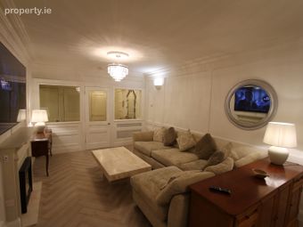 Apartment 12, Renoir, St James's Court, Serpentine, Ballsbridge, Dublin 4