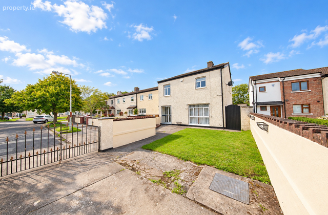 73 Coultry Avenue, Ballymun, Co. Dublin, Ballymun, Dublin 9 - Click to view photos