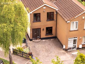 23 Yellow Meadows Lawn, Dublin 22, Clondalkin, Dublin 22 - Image 2