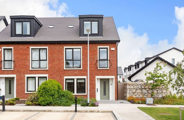 5 Suttonfield Paddocks, Kilternan, Carrickmines, Dublin 18 - Click to view photos