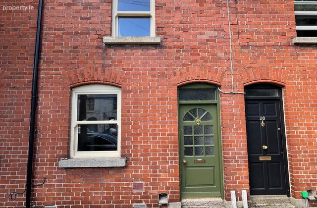 27 Lennox Place, Portobello, Dublin 8 - Click to view photos