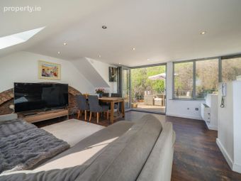 4 Ferryview Cottages, Worlds End, Kinsale, Co. Cork - Image 3