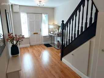 12 Farmlea Manor, Abbey Road, Ferrybank, Co. Waterford - Image 2