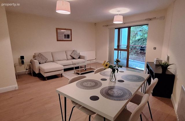 Mountgorry Woods, Malahide Road, Swords, Co. Dublin - Click to view photos