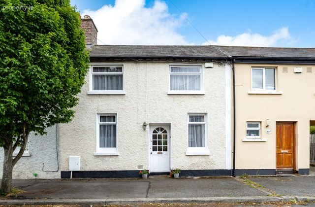 166 Foxrock Close, Deansgrange, Co Dublin, Deansgrange, Co. Dublin - Click to view photos