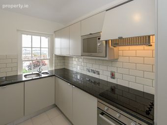 Apartment 1, 63 Mount Street Lower, Dublin 2 - Image 2
