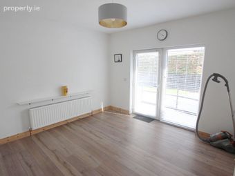 4 Saint Manchan's Estate, Derrynagun, Ballycumber, Lemanaghan, Co. Offaly - Image 2