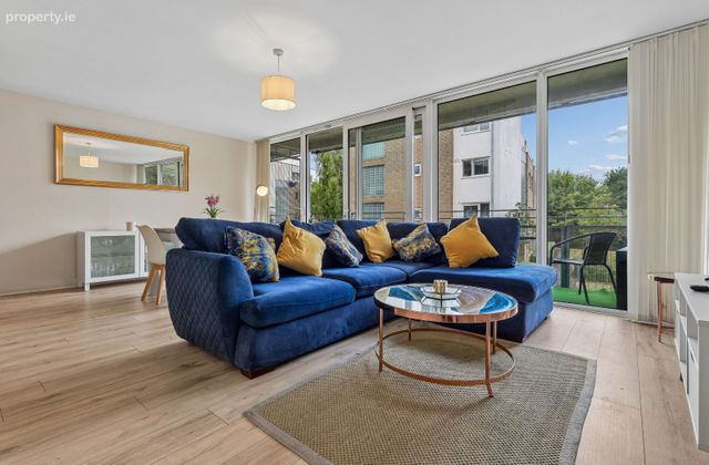 Apartment 20, Griffith Hall, Drumcondra, Dublin 9 - Click to view photos