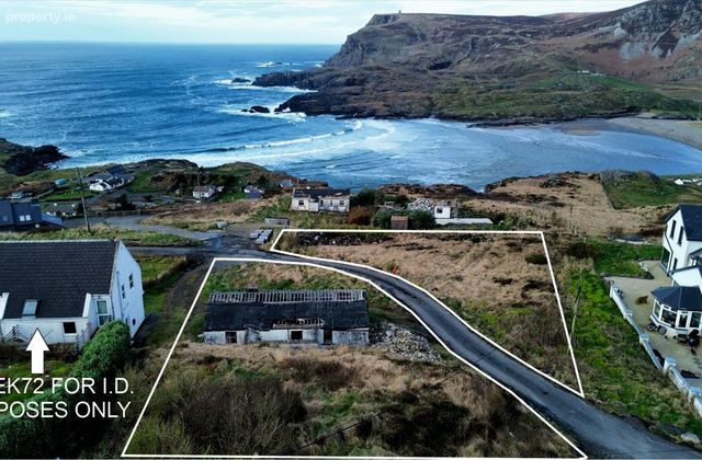 Doonalt, Glencolmcille, Co Donegal, Glencolmcille, Co. Donegal - Click to view photos