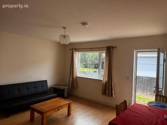 15 Knockthomas Drive, Castlebar, Co. Mayo - Image 3