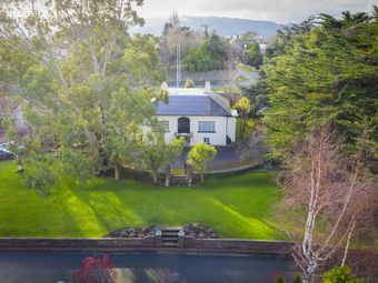 Newpark Lodge, Stillorgan Road, Foxrock, Dublin 18