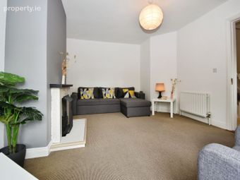 18 Belmont Avenue, Garryduff, Rochestown, Co. Cork - Image 5