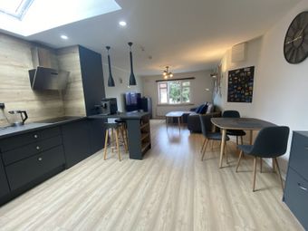 Apartment 10, Avondale Court, William Street, Nenagh, Co. Tipperary - Image 2
