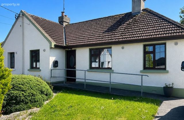 288 Saint Mary's Green, Collooney, Sligo, Co. Sligo - Click to view photos
