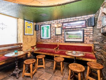 Public House, Down The Hatch, Church Street, Roscommon, Thomas Street, Co. Roscommon - Image 4