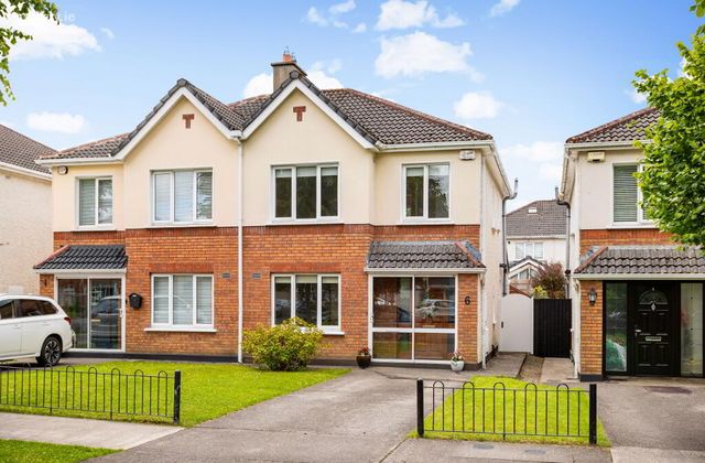 6 Berrryfield, Finnstown Priory, Lucan, Co. Dublin, Lucan, Co. Dublin - Click to view photos