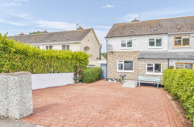74 Grace O`malley Drive, Howth, Co. Dublin, Howth, Dublin 13 - Click to view photos