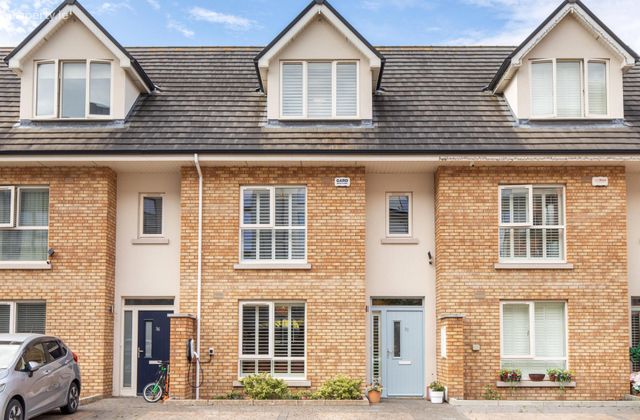 37 Phoenix Park Avenue, Phoenix Park Racecourse, Castleknock, Dublin 15, Castleknock, Dublin 15 - Click to view photos