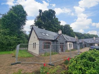 4 Lakeside, Mount Falcon Estate, Ballina, Co. Mayo, Corroy, Co. Mayo - Image 2