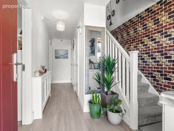16 Rathborne Vale, Rathborne Park, Royal Canal Park, Dublin 15 - Image 2