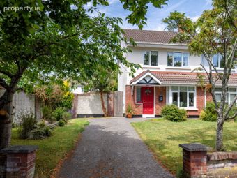 33 Glencairn Lawn, The Gallops, Leopardstown, Dublin 18