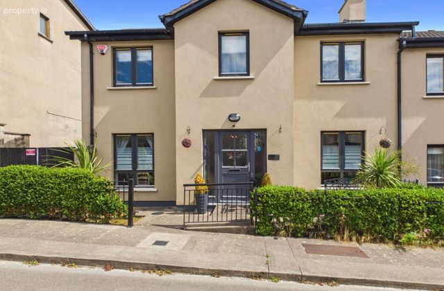 73 The Green, Clonard Village, Clonard, Co. Wexford - Click to view photos