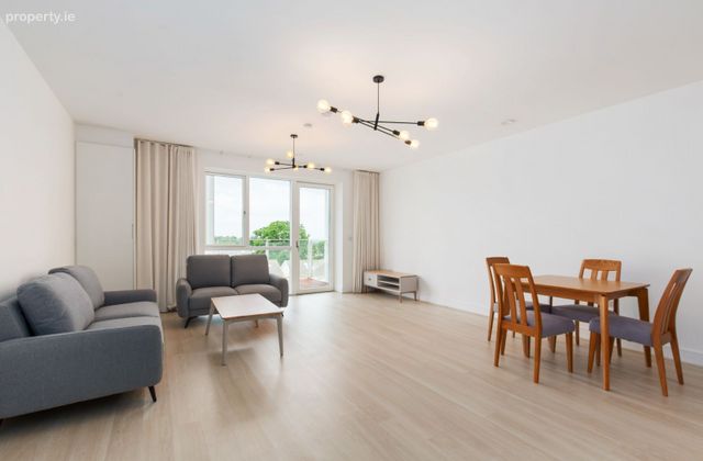 Crofton Hall, Castleknock, Dublin 15 - Click to view photos