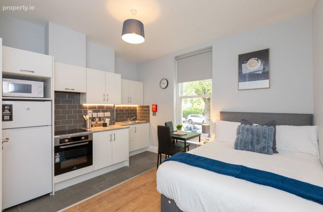 North Circular Road, Stoneybatter, Dublin 7 - Click to view photos