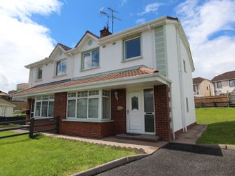40 Rosevale, Castleblayney, Co. Monaghan - Image 2