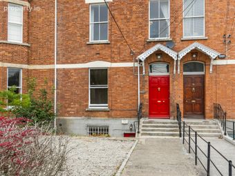 27 Cambridge Terrace, York Road, Dun Laoghaire, Co Dublin, Dun Laoghaire, Co. Dublin - Image 2