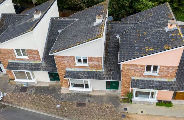 98 College Avenue, Mountmellick, Mountmellick, Co. Laois - Click to view photos