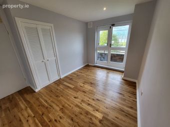 89 Lansdowne Village, Sandymount, Dublin 4 - Image 4