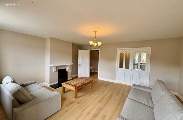 Broomfield West, Midleton, Co. Cork - Click to view photos