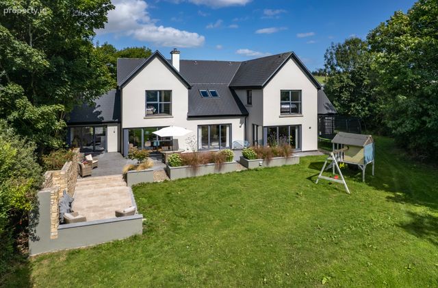 Dray House, Leighmoney More, Dunderrow, Kinsale, Cork, Dunderrow, Co. Cork - Click to view photos
