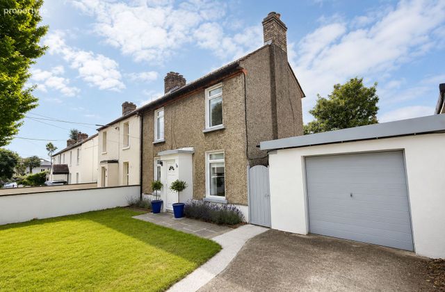 39 Beaufield Park, Stillorgan, Stillorgan, Co. Dublin - Click to view photos