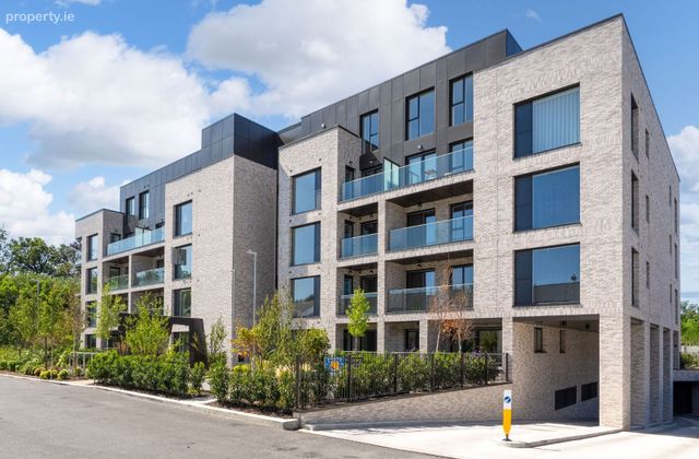 2 The Pines Beckett Woods, Foxrock, Dublin 18 - Click to view photos