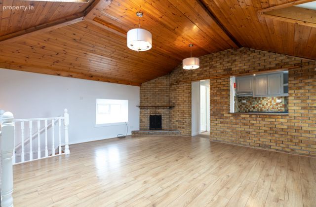 De Vesci Mews, Dun Laoghaire, Monkstown, Co. Dublin - Click to view photos