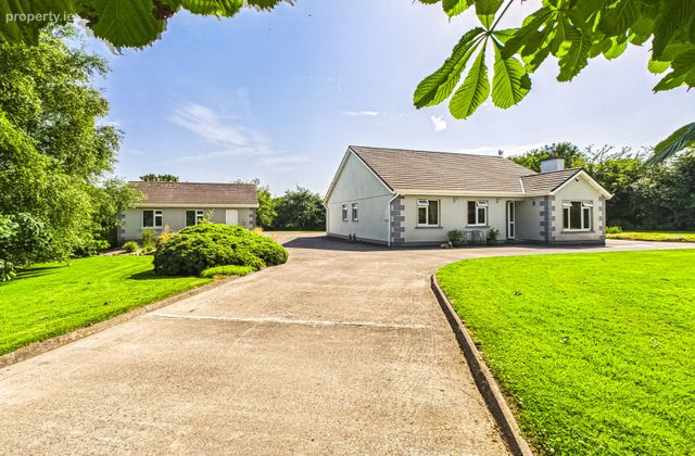 Garranturton, Kilmacthomas, Co. Waterford, Kilmacthomas, Co. Waterford - Click to view photos