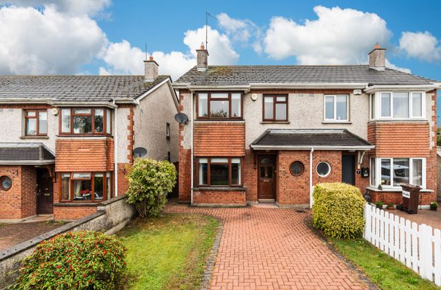 2 De Lacy Crescent, Trim, Co. Meath - Click to view photos