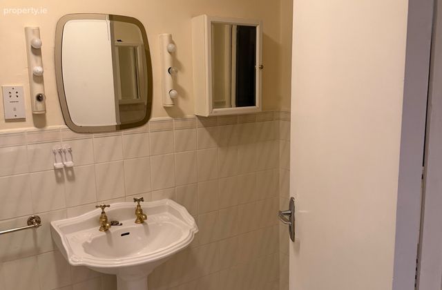 Fair Green Naas, Corbally, Co. Kildare - Click to view photos