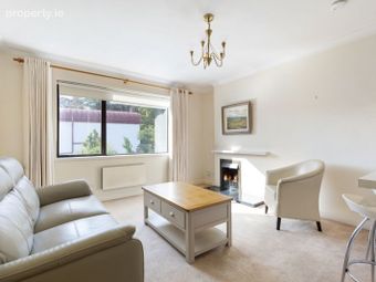 104 The Elms, Mount Merrion Avenue, Blackrock, Co. Dublin - Image 2