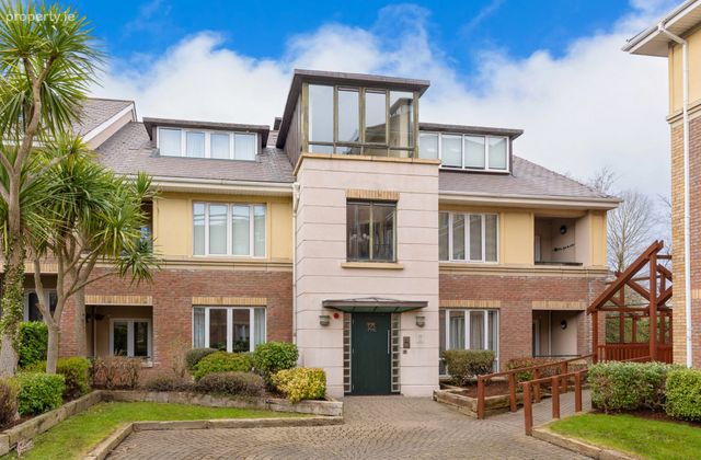 Apartment 2, House 2 Linden Square, Grove Avenue, Blackrock, Co. Dublin, Blackrock, Co. Dublin - Click to view photos