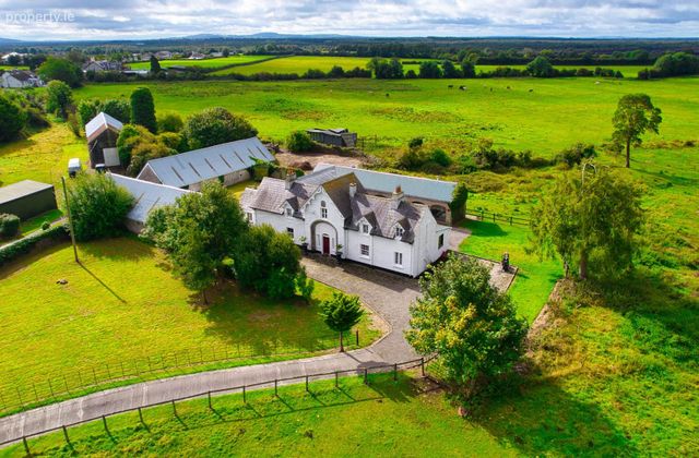 Residence On Approx, 64 Acres, Ticknevin, Carbury, Co. Kildare, Carbury, Co. Kildare - Click to view photos