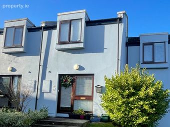 6 Carleton Village, Golf Links Road, Youghal, Co. Cork