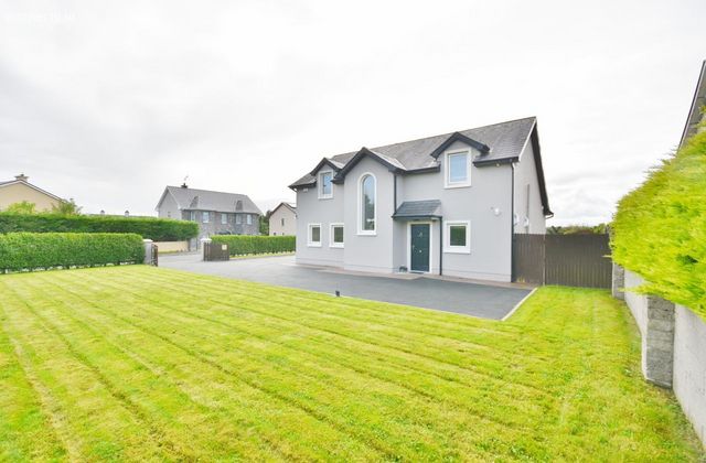 Pairc An Fhile, Cahernard, Castleisland, Co. Kerry - Click to view photos