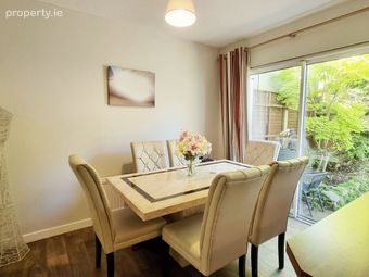 11 Temple Manor Drive, Limekiln, Greenhills, Dublin 12 - Image 3