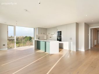 3 Bedroom Sub Penthouse, 072 The Gardens At Elmpark Green, Merrion Road, Ballsbridge, Dublin 4, Ballsbridge, Dublin 4 - Image 4