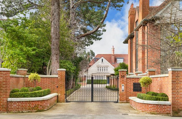 3 Shrewsbury Gardens, Shrewsbury Road, Ballsbridge, Dublin 4, Ballsbridge, Dublin 4 - Click to view photos