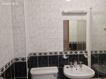 Apartment 162, An Fiod&aacute;n, Briarhill, Co. Galway - Image 5