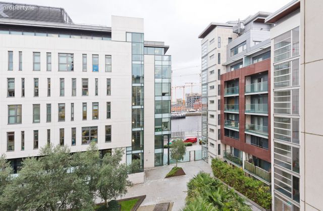 Apartment 73, Forbes Quay Apartments, Grand Canal Dock, Dublin 2 - Click to view photos